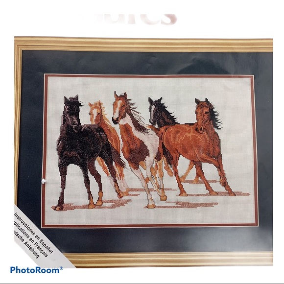 Needle Treasures Counted Cross Stitch Horses - Picture 4 of 4